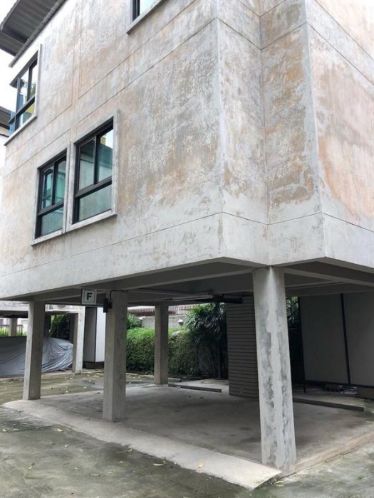 Oyo 251 Matini Ratchada 32 20/37
