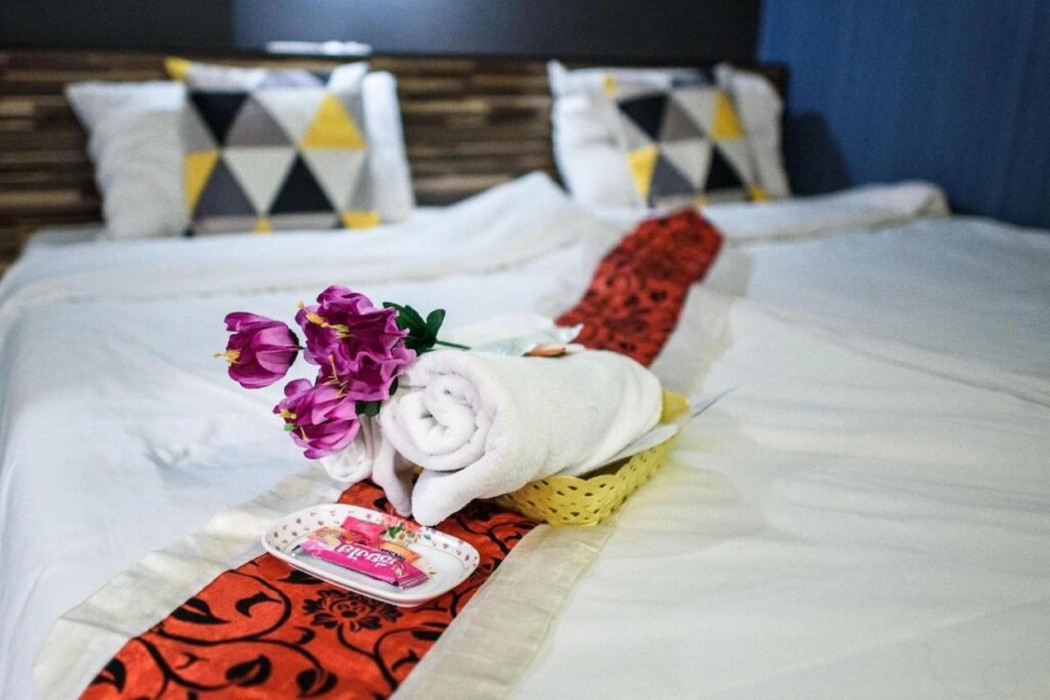 48 Metro Hotel Bangkok by ZUZU 38/101