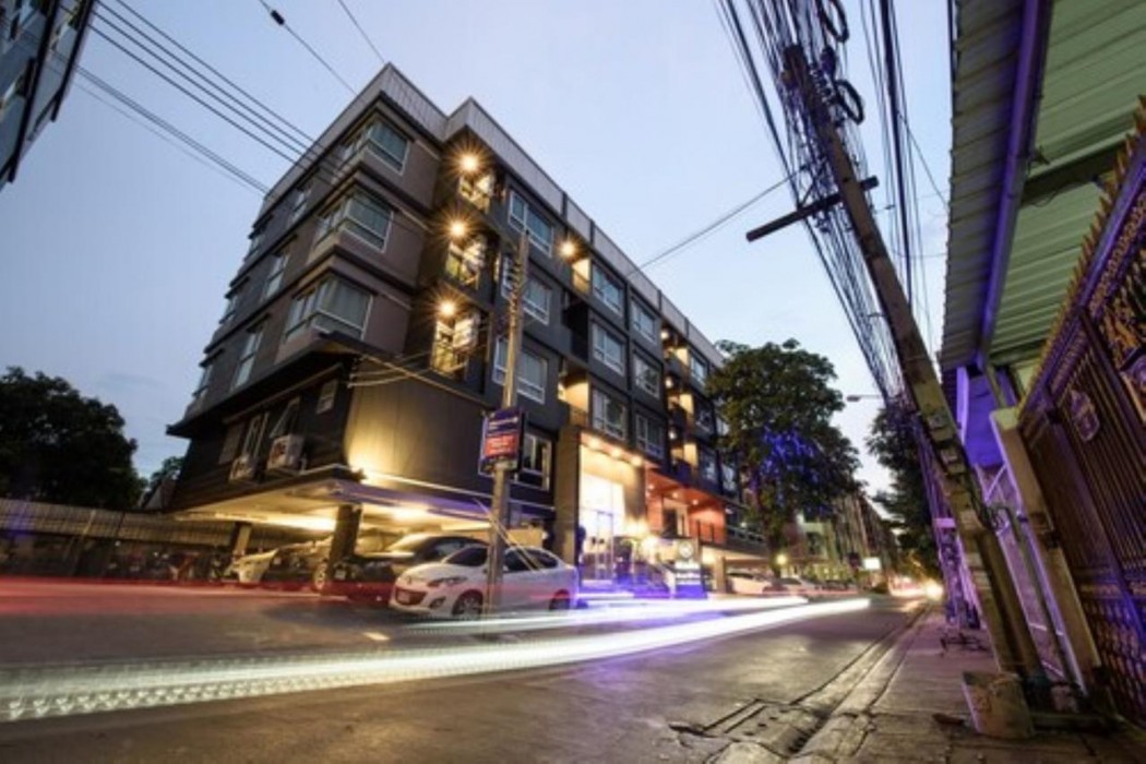 48 Metro Hotel Bangkok by ZUZU 3/101
