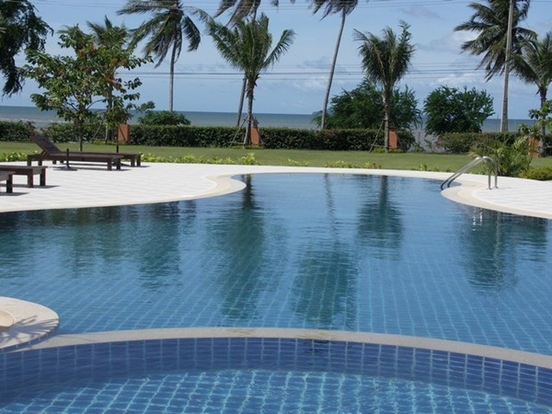 Sailom Resort Bangsaphan 20/55