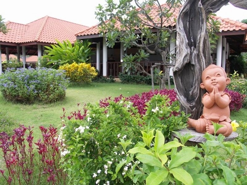 Sailom Resort Bangsaphan 22/55