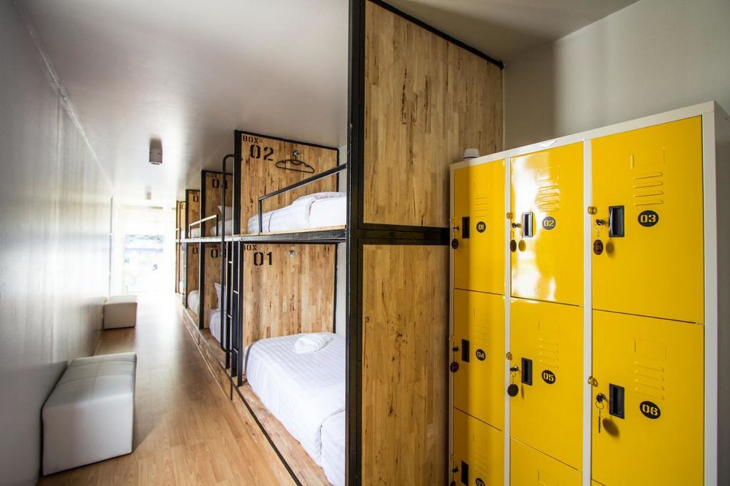 Ducati Bike Box Hostel 26/53