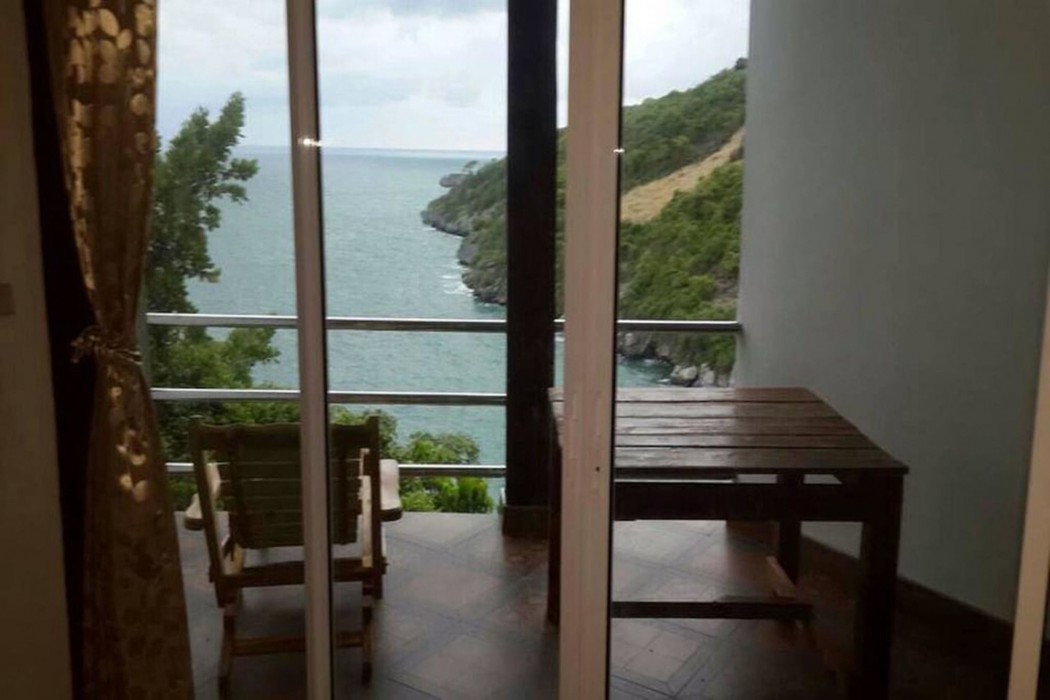 Yellow House Koh Sichang 22/63