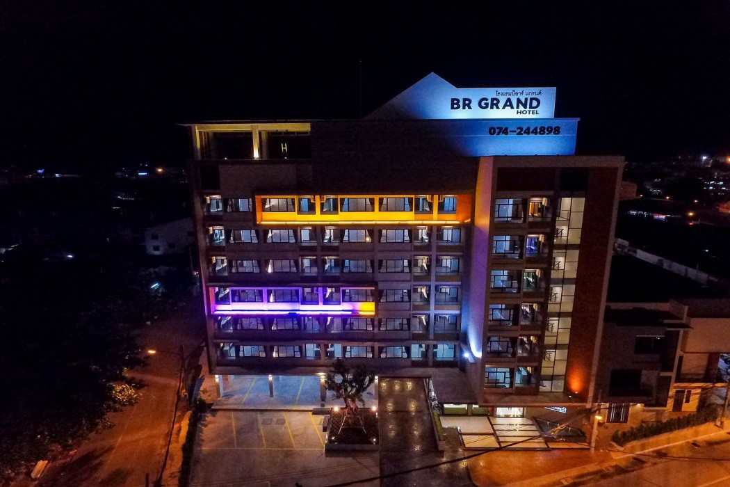 Br Grand Hotel 39/54