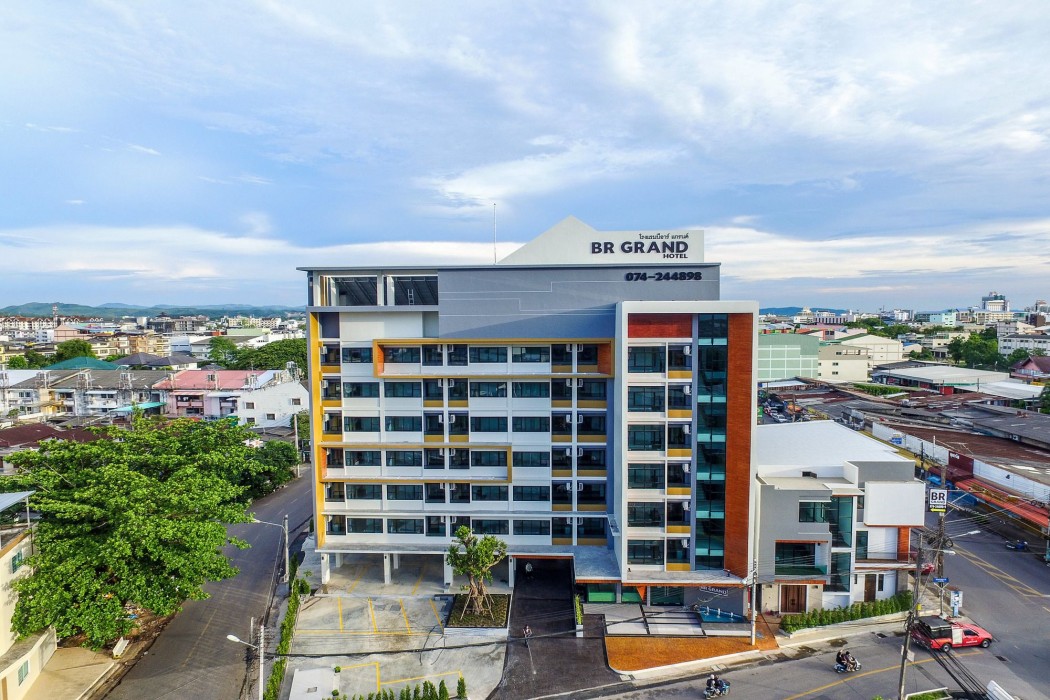 Br Grand Hotel 40/54