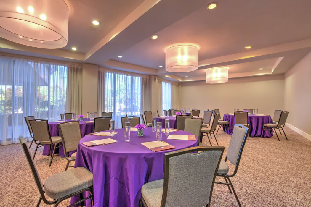 The Brookhaven Atlanta Hotel 25/52