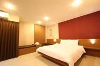 The Plubpla Serviced Apartment 28/42