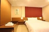 The Plubpla Serviced Apartment 30/42