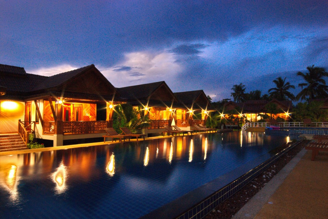 Sangsawan Palace Khaolak Hotel 53/98