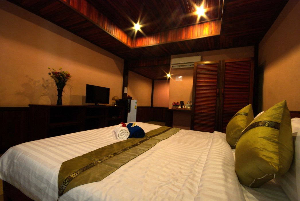 Sangsawan Palace Khaolak Hotel 72/98