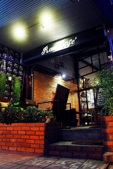 Raw Hostel 51/90