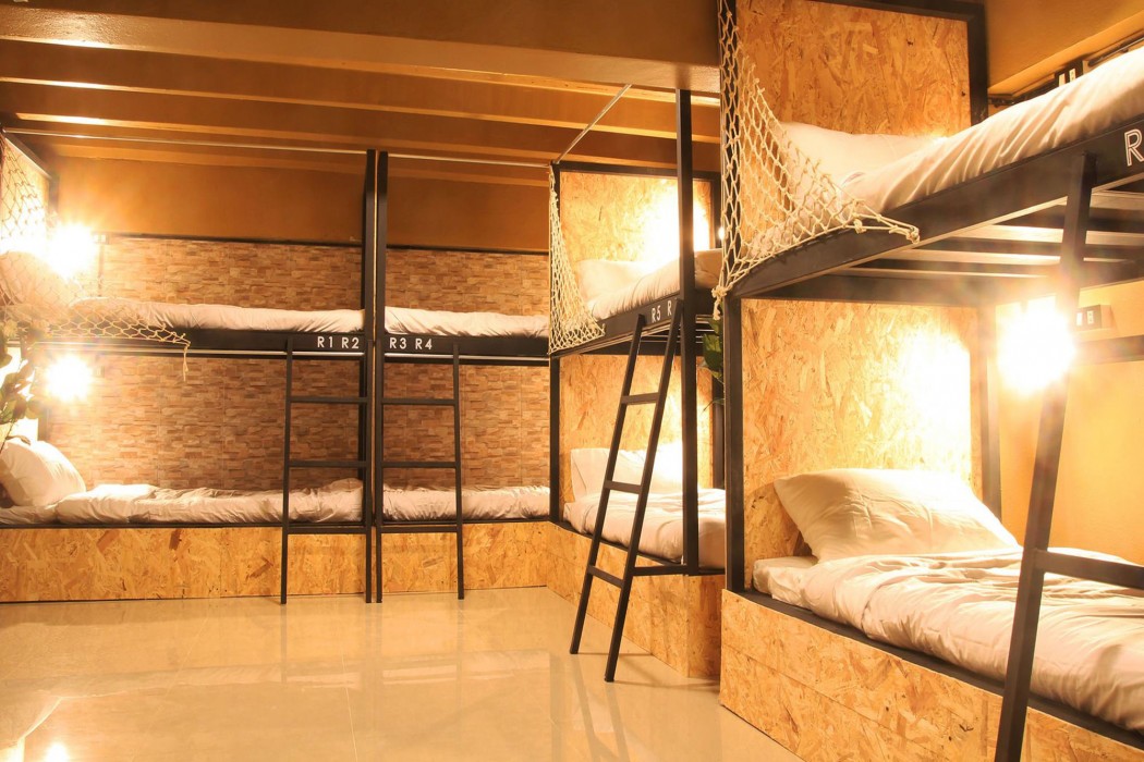Raw Hostel 48/90