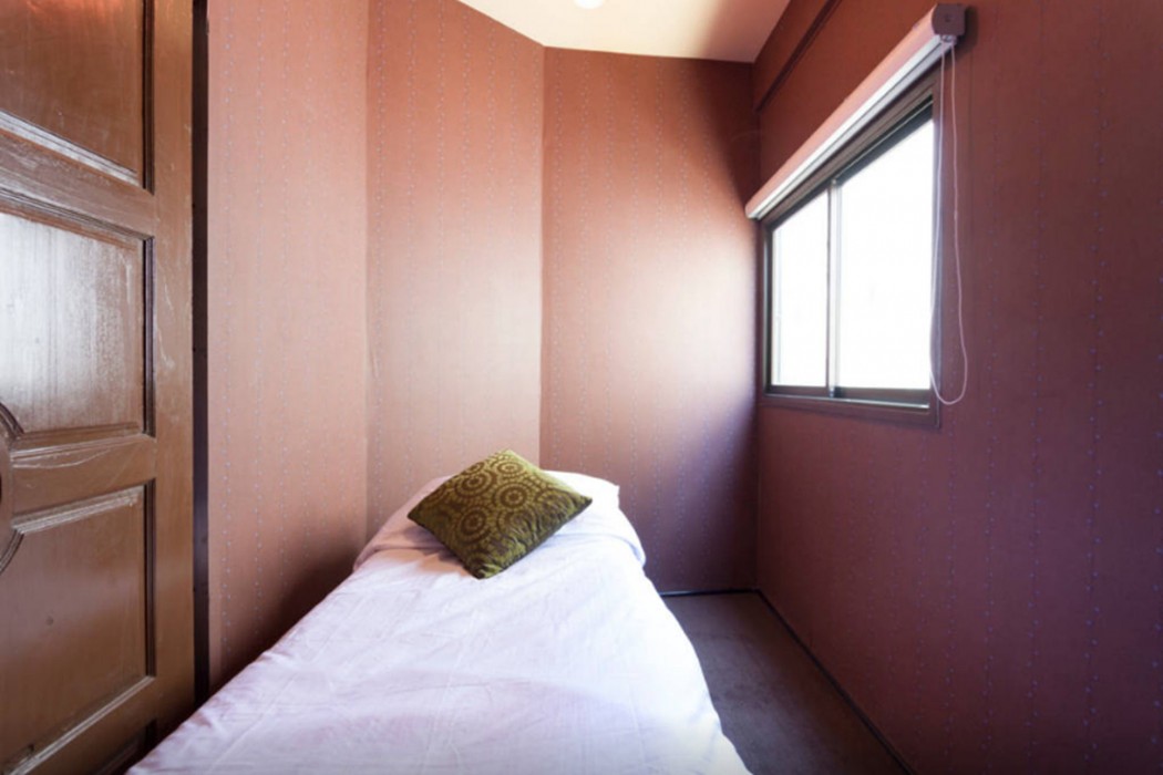 Raw Hostel 57/90