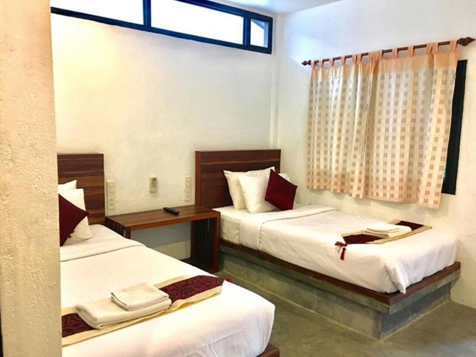 Sunshine Beach Resort 62/100