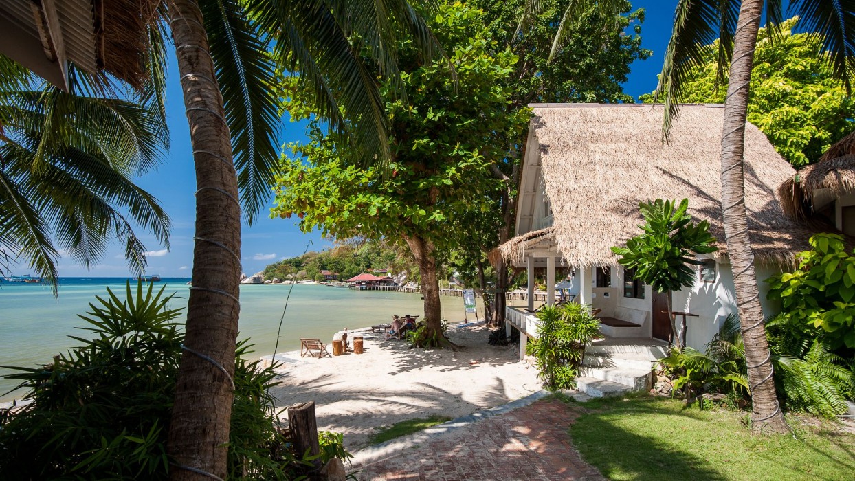 Sunshine Beach Resort 49/100
