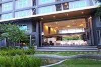 A Hotel 34/58