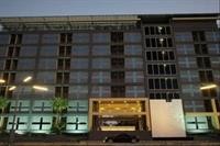 A Hotel 32/58
