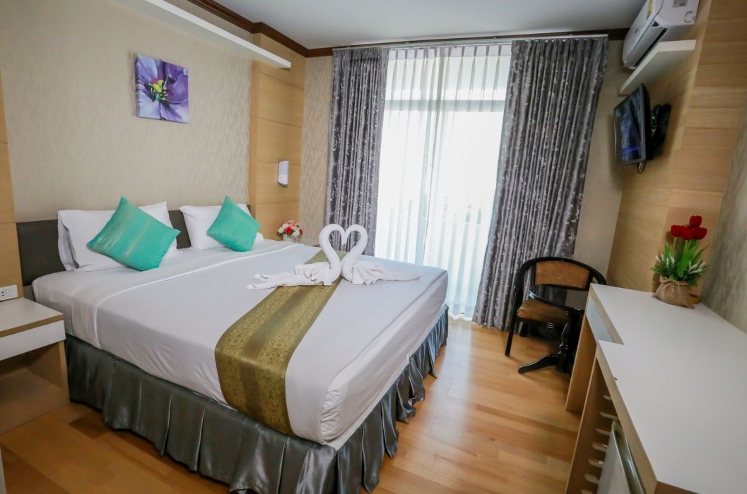 Korat Hotel 65/87