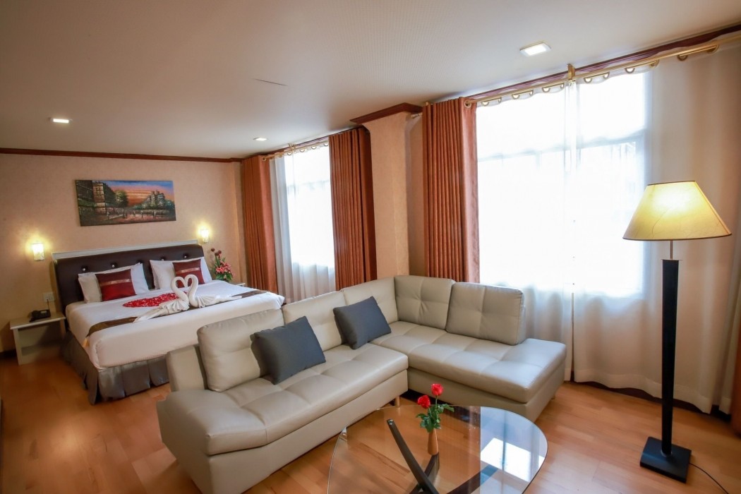 Korat Hotel 36/87