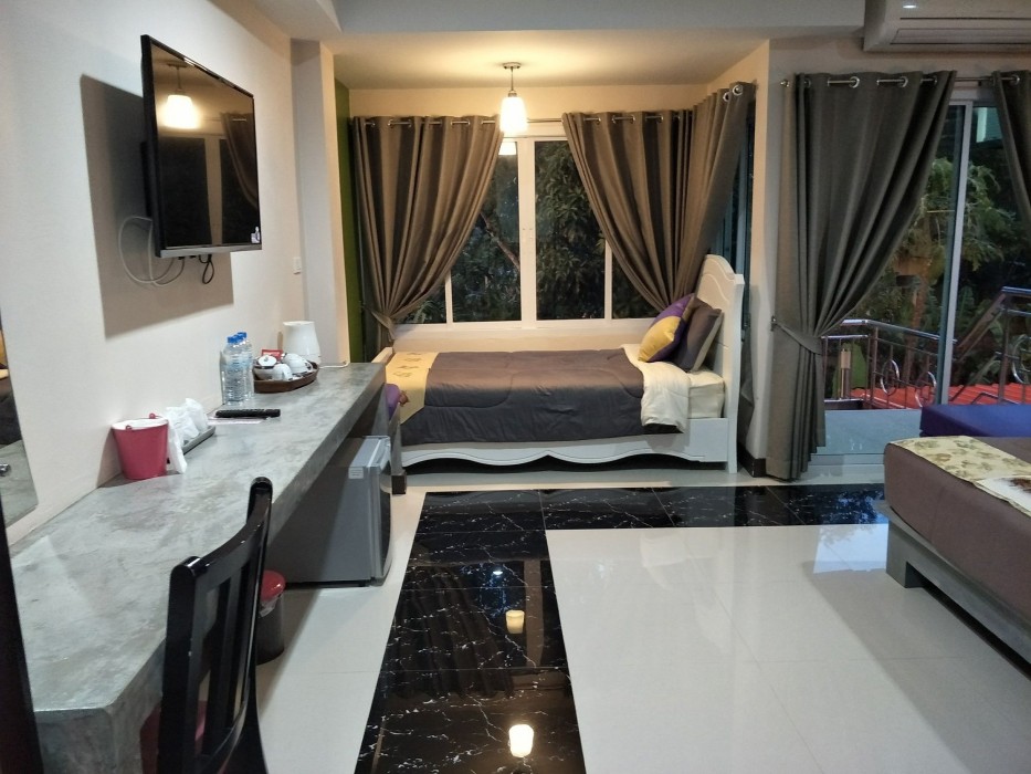 Raiwin Place 27/73