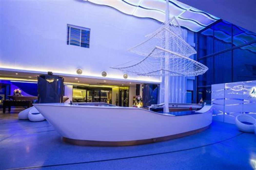 Blue Boat Hotel JC 7/60