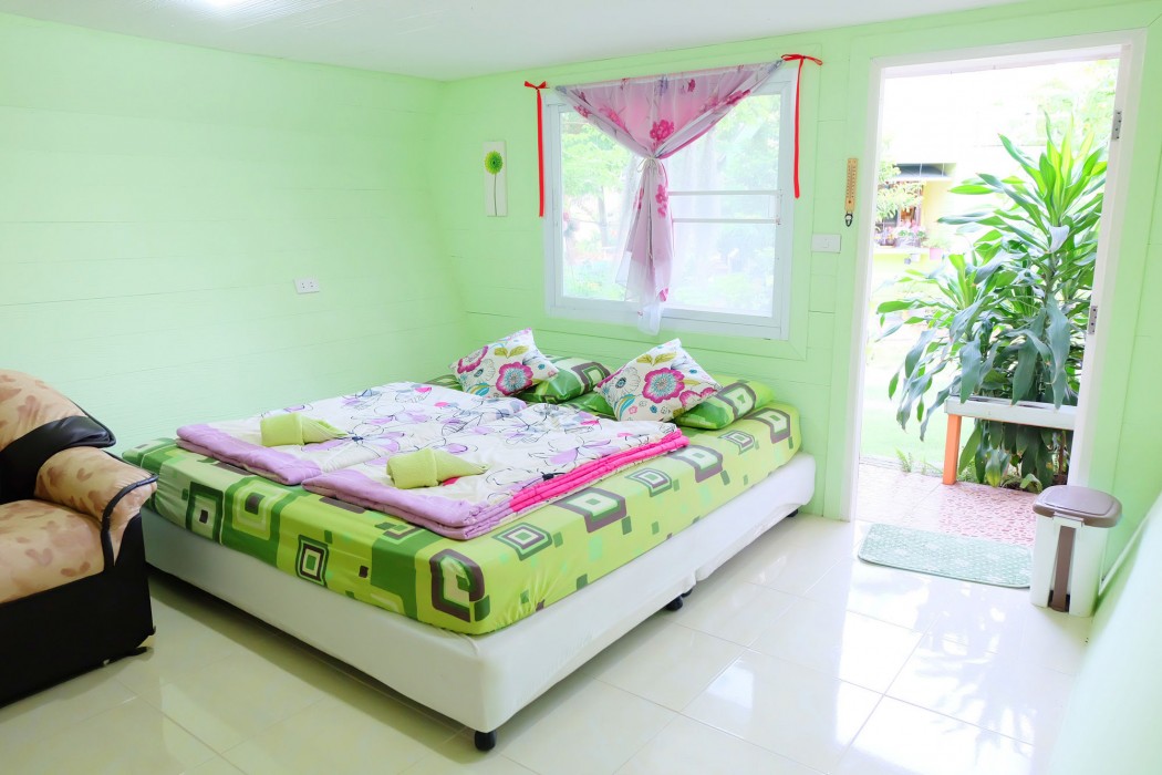A Houses Homestay 35/90