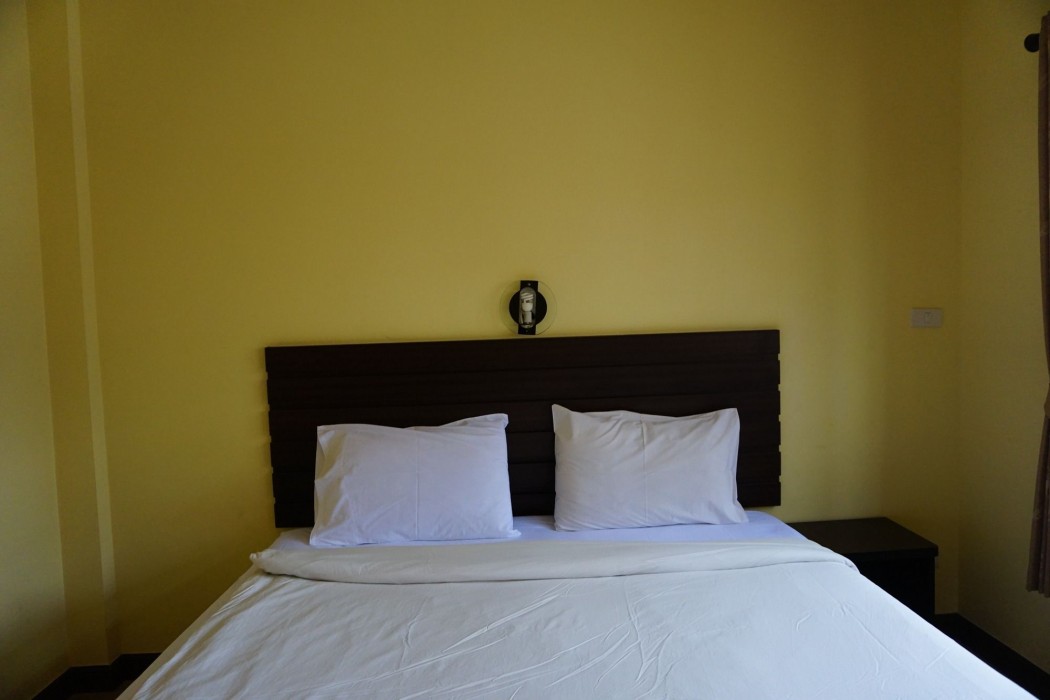 Ponburi Hotel 44/90