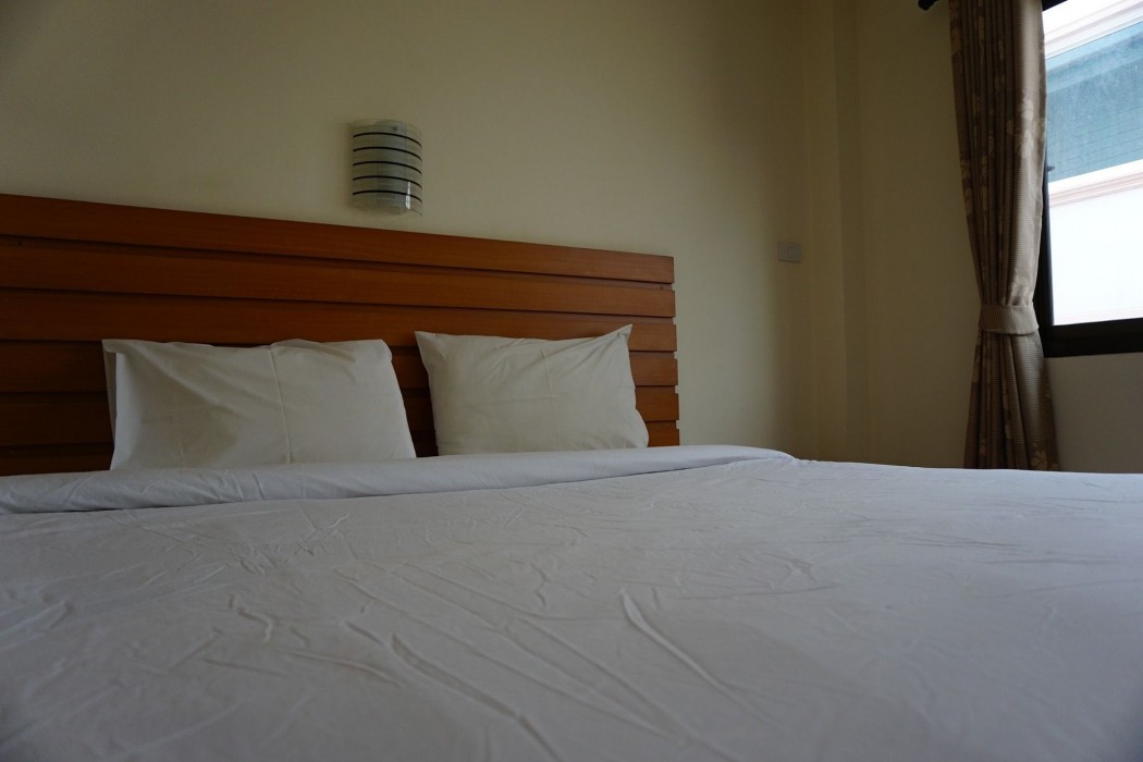 Ponburi Hotel 41/90
