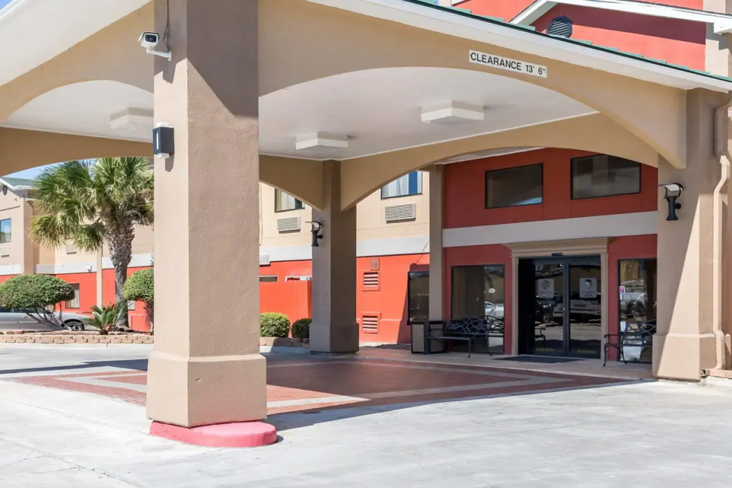 东部凯富酒店(Econo Lodge Inn and Suites East Houston I-10) 图片3