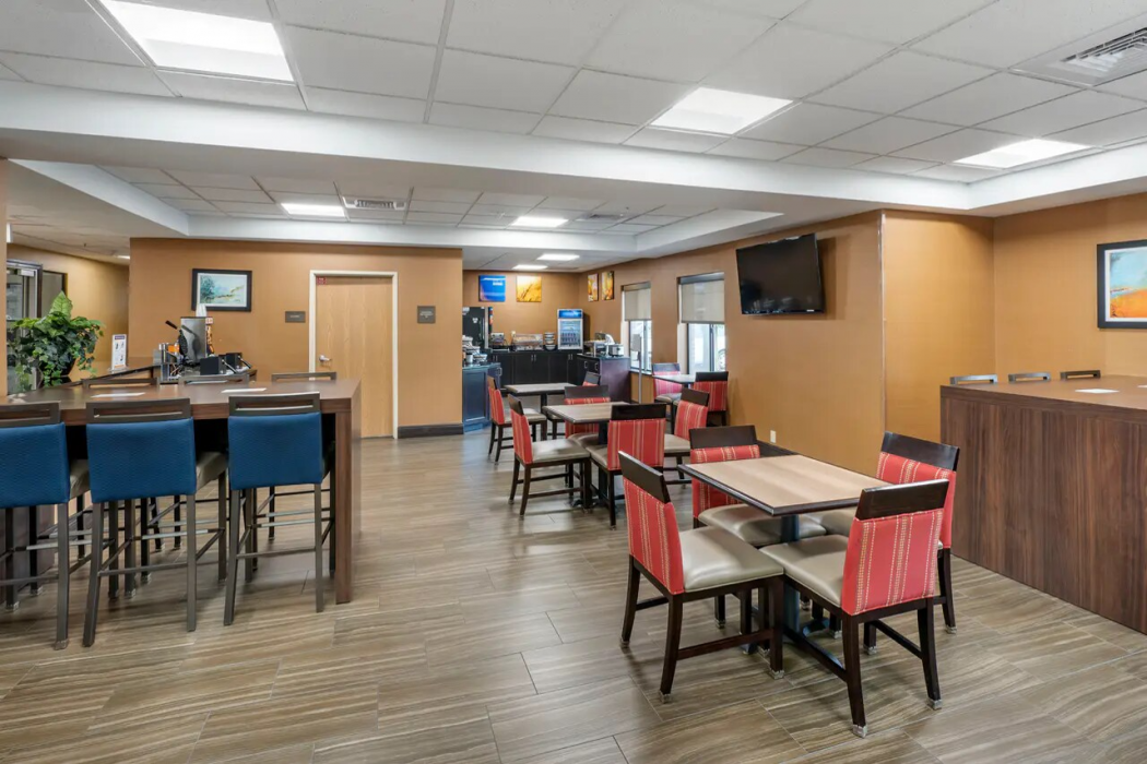 Comfort Inn Indianapolis East 16/39