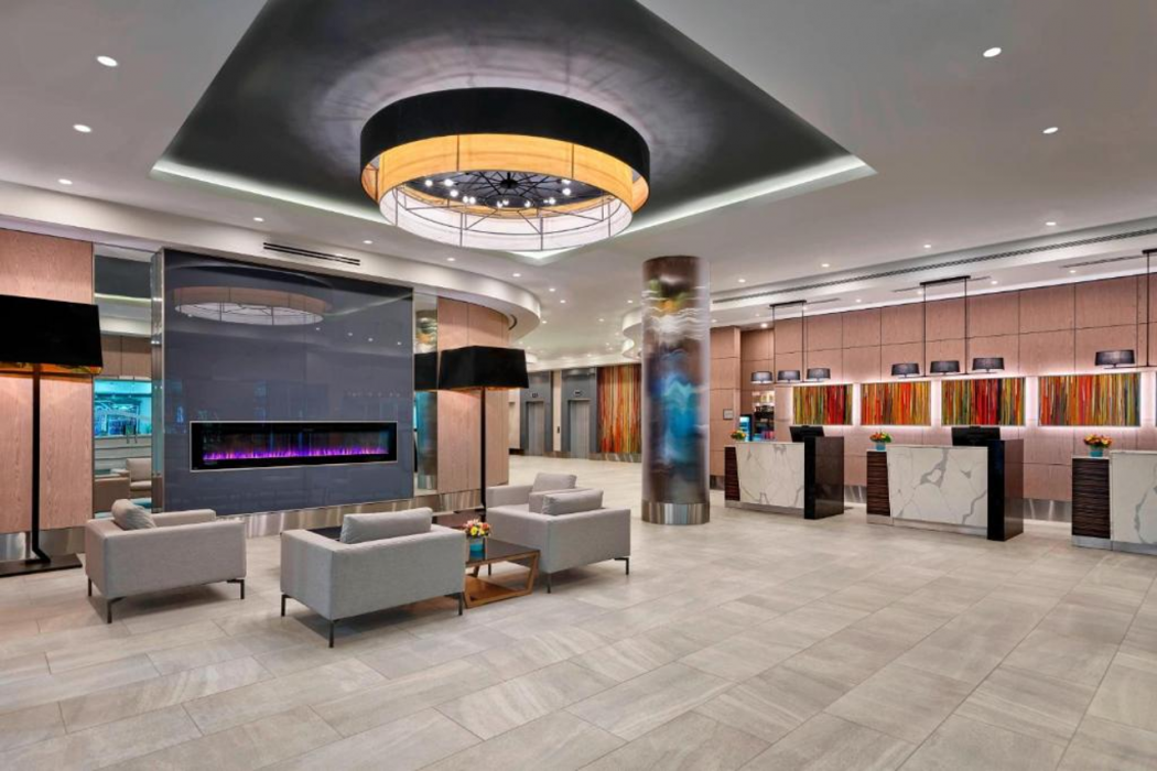 Delta Hotels By Marriott Edmonton Centre Suites 12/16