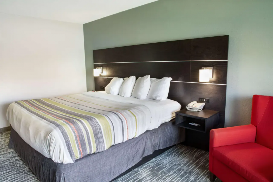 Country Inn and Suites By Radisson Columbus West OH 5/18