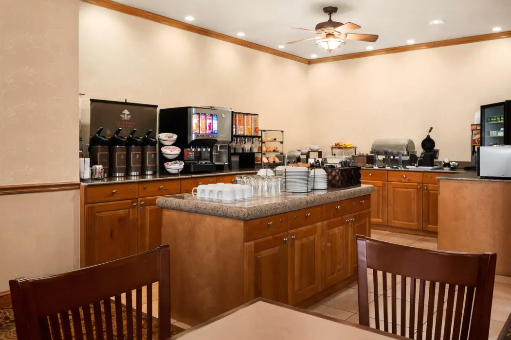 Country Inn and Suites By Radisson Columbus West OH 7/18