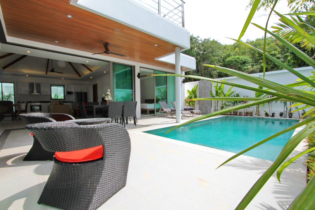 Ya Nui Beach Villas 8/53