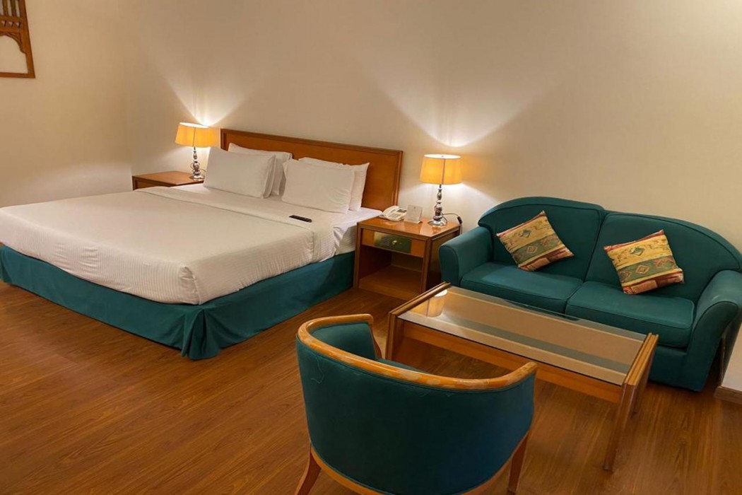 Hamdan Plaza Hotel 8/43