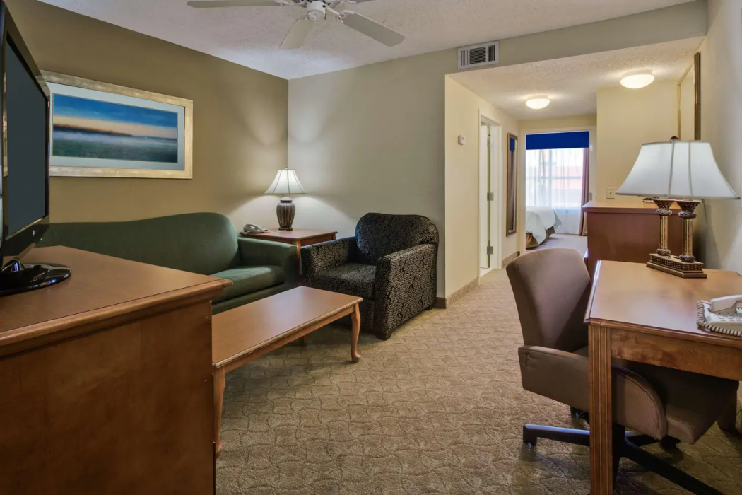 Country Inn & Suites by Radisson, Jacksonville - Orange Park 16/34