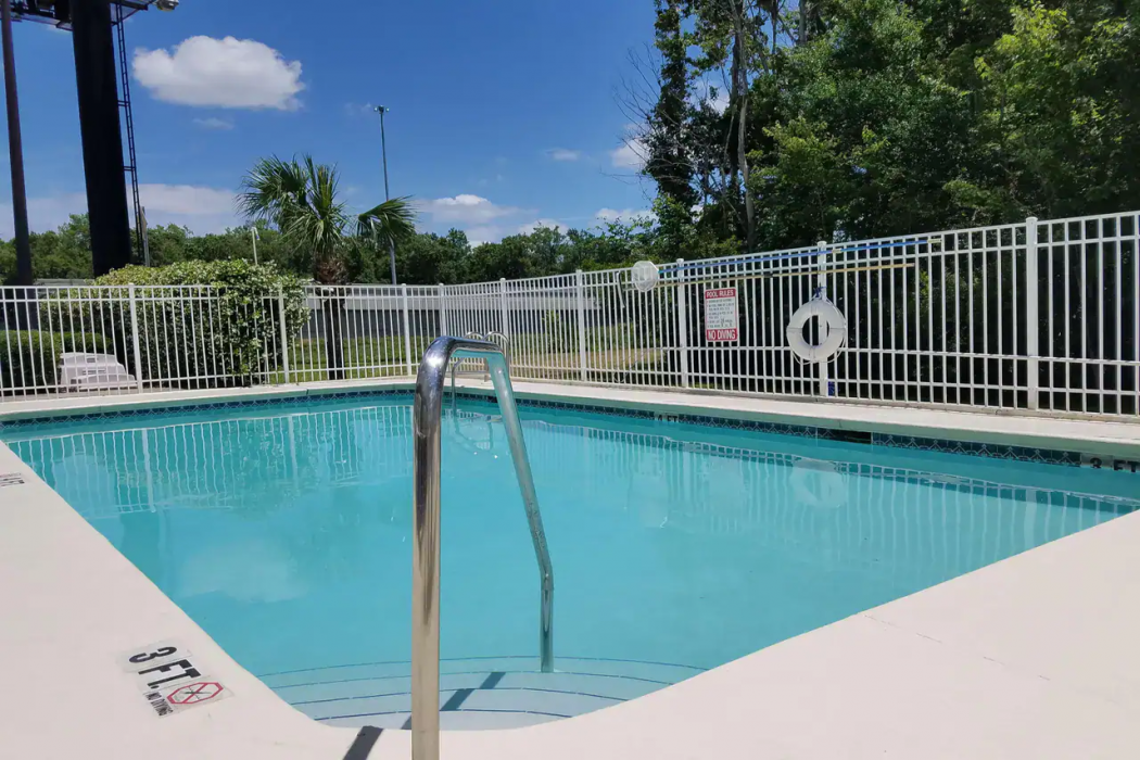 Country Inn & Suites by Radisson, Jacksonville - Orange Park 21/34