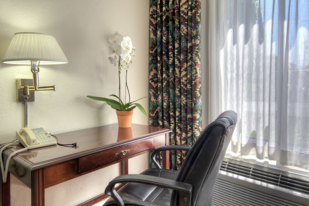 Days Inn by Wyndham Mountain View 55/96