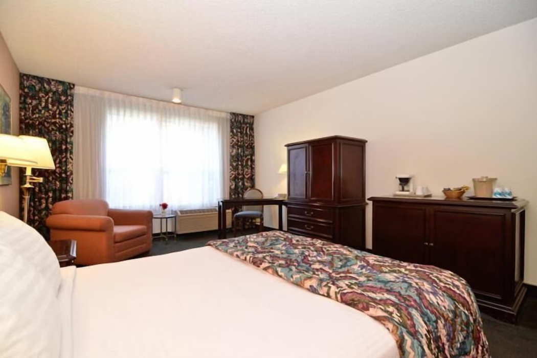 Days Inn by Wyndham Mountain View 20/96