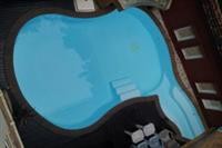 Thana Hotel 8/41