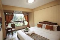 Thana Hotel 22/41