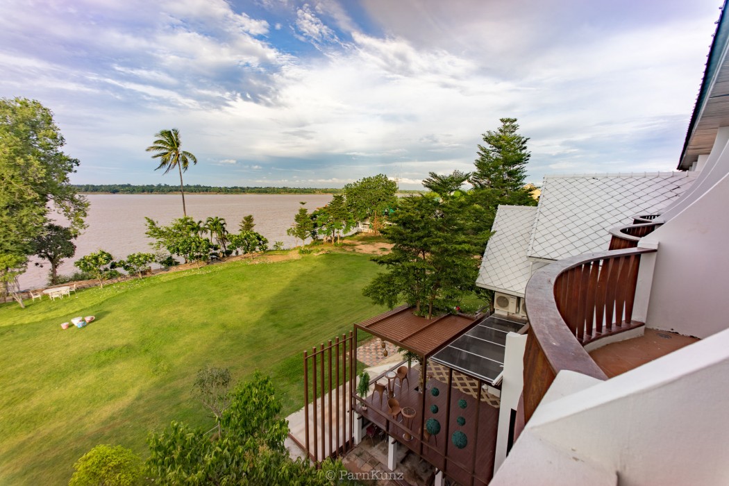 Vieng Khong Hotel 60/100