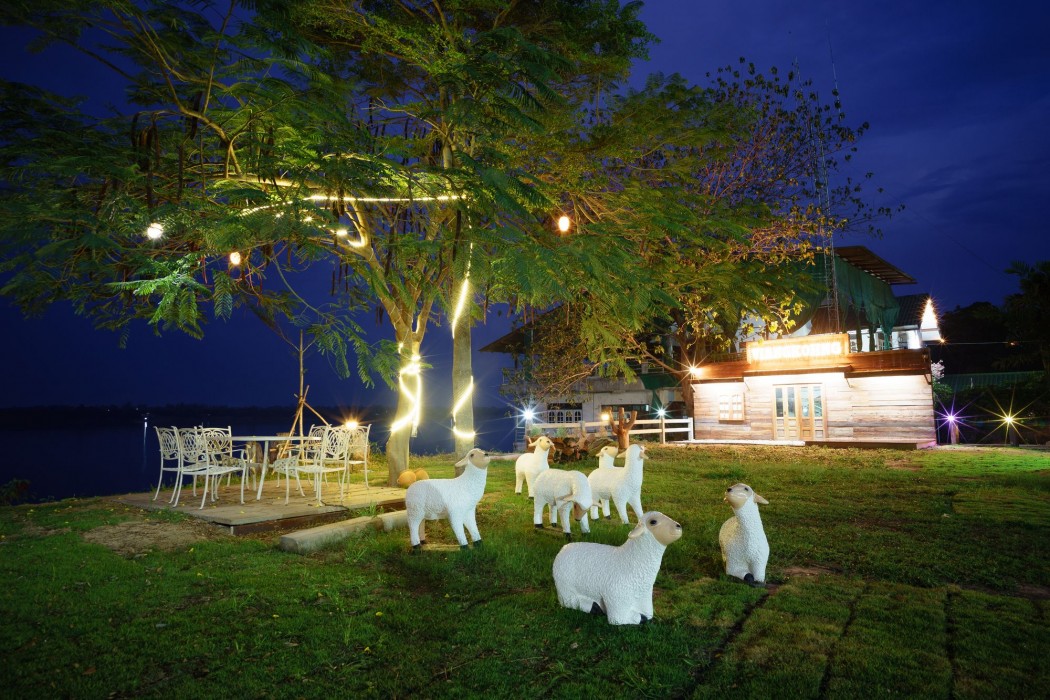 Vieng Khong Hotel 34/100