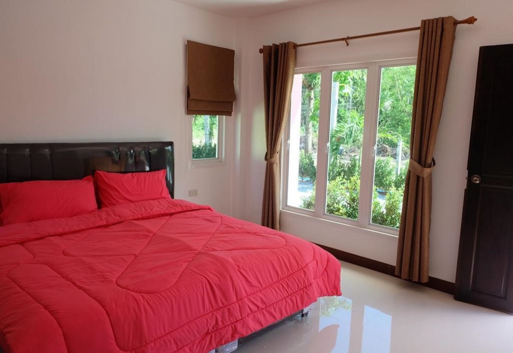 Maikhao Beach Guest House 8/26