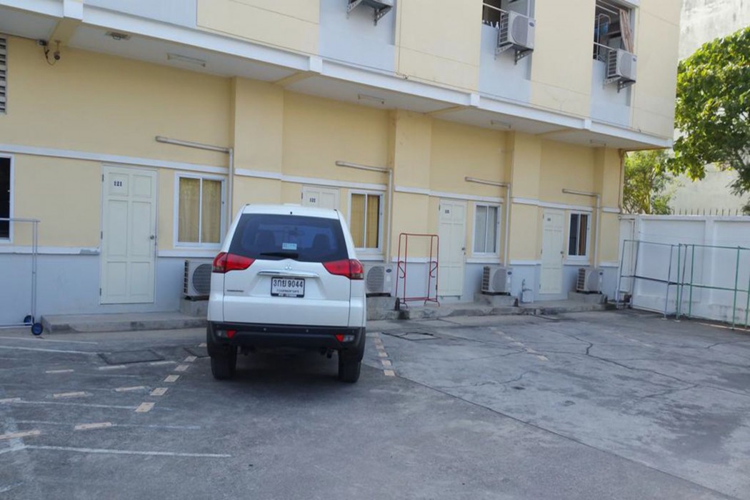 Charoen Apartment Trang 25/36