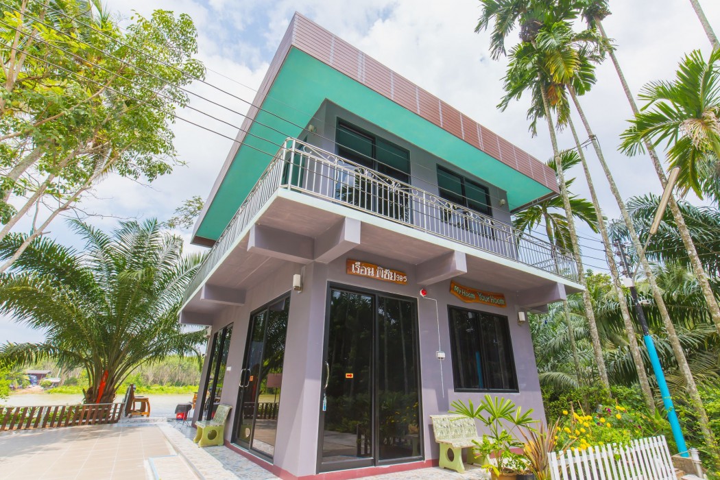 The Neenlawat Riverside 34/99