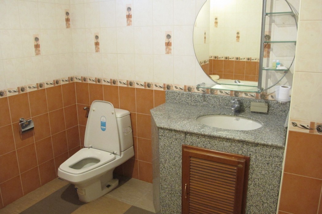 Chateau Vista Serviced Apartment 35/88