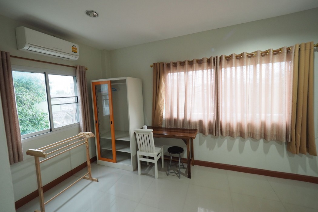 Sorn Waree Apartment 36/69