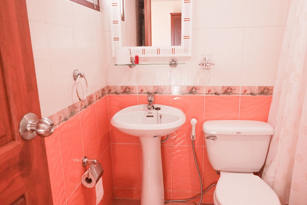 Kanavera Sriracha Hotel and Serviced Apartment 33/77