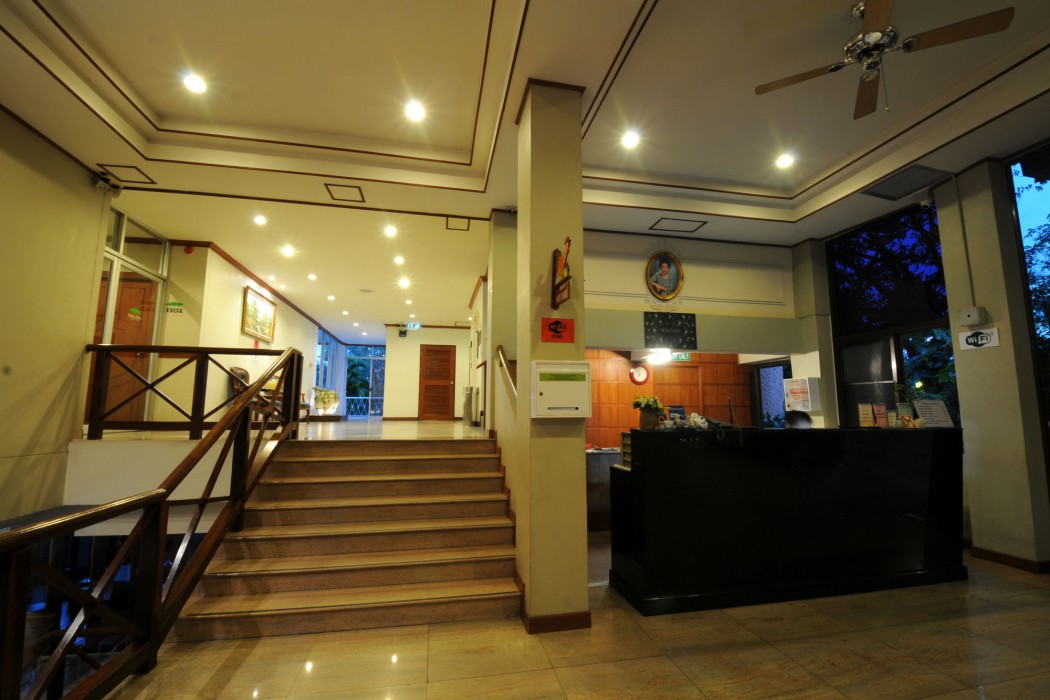 Rattana Park Hotel 50/98